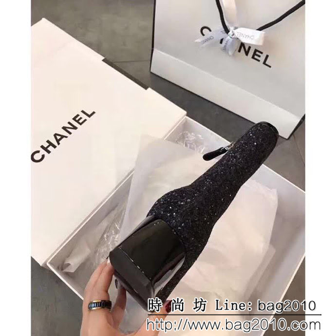 CHANEL香奈兒 秋冬走秀主打款 經典雙色鞋 黑色漆皮方形鞋頭 女短靴 QZS2682